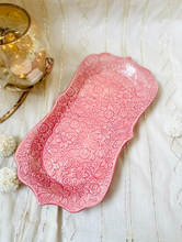 Load image into Gallery viewer, Handmade Ceramic Platter with Fancy Rim (Medium)
