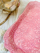 Load image into Gallery viewer, Handmade Ceramic Platter with Fancy Rim (Medium)