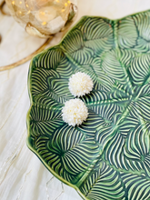 Load image into Gallery viewer, Handmade Ceramic Round Leaf Platter (Large)