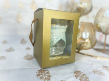Load image into Gallery viewer, Set of Handmade Ceramic Diffuser with Handmade Scented Waxmelt
