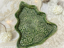 Load image into Gallery viewer, Handmade Ceramic Christmas Tree Plates- Medium
