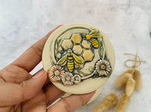 Load image into Gallery viewer, PRE-ORDER- Handmade Ceramic Bee Mug with Topper
