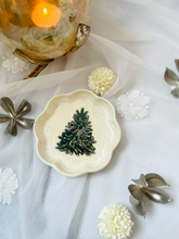 Load image into Gallery viewer, Handmade Ceramic Flower Christmas Tree Plate
