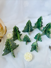 Load image into Gallery viewer, Ceramic Origami Christmas Tree
