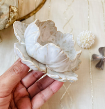 Load image into Gallery viewer, Handmade Ceramic Blooming Flower Candle Holder
