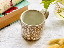 Load image into Gallery viewer, Moroccan Pattern Mug- Brown Clay
