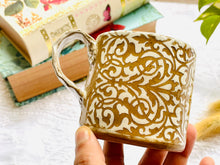 Load image into Gallery viewer, Moroccan Pattern Mug- Brown Clay
