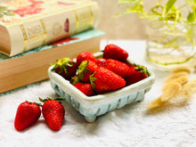 Load image into Gallery viewer, Square Ceramic Basket
