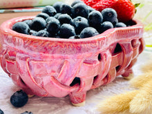 Load image into Gallery viewer, Curvy Ceramic Basket
